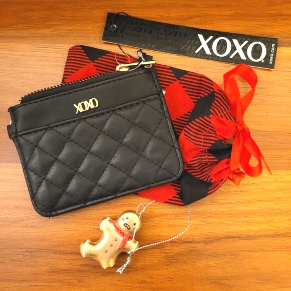 XOXO Handbags - 🔥HOT PRICE🔥XOXO cute black card carrier wallet with red/black gift bag